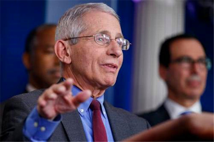 福奇公正发声,特朗普杀鸡儆猴:解散疫情工作组