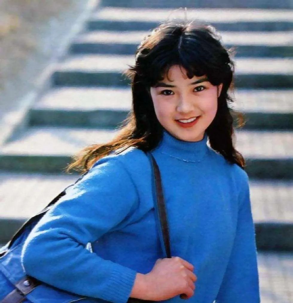 53岁屠洪刚重返舞台,曾娶百花影后方舒!与那英同期带红张国立?