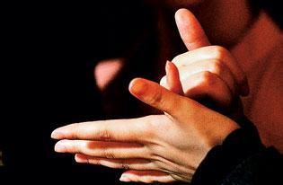 2700多万聋哑人维权难，他成中国首位手语律师，受外媒BBC关注休闲区蓝鸢梦想 - Www.slyday.coM