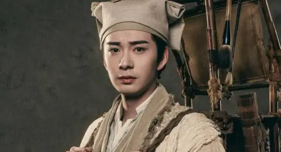 男主角宁采臣的扮演者,则是青年演员陈星旭,相信许多人都是通过《东宫