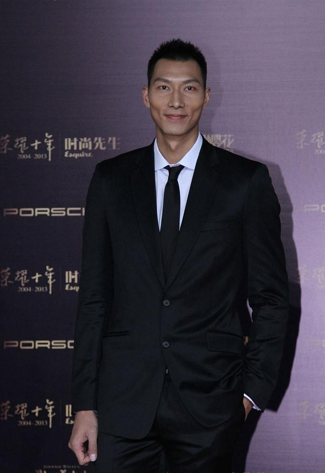 从青涩到成熟,一哥易建联的成长史,见证了中国男篮的顶峰与低谷