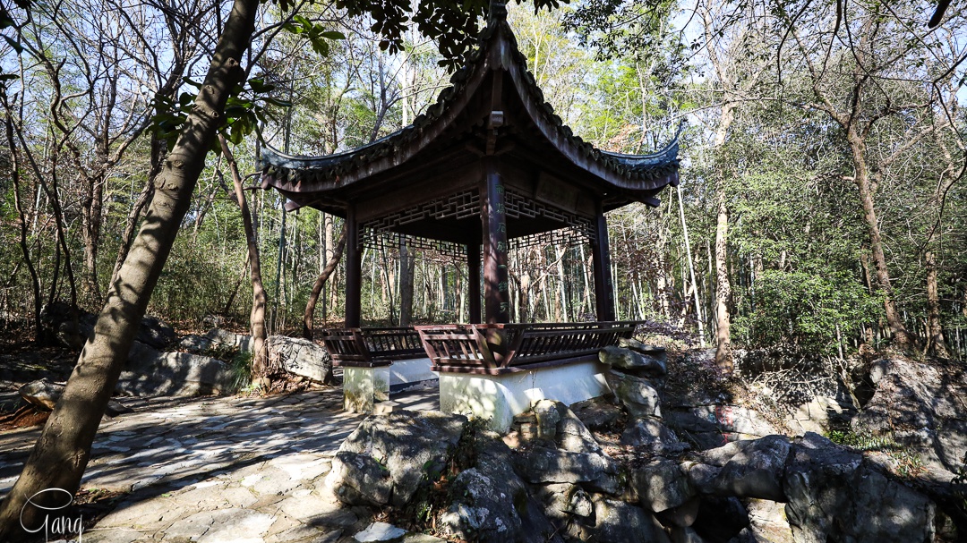 無錫宜興玉女潭風景區,早在唐代時已經有官吏在此置辦房產