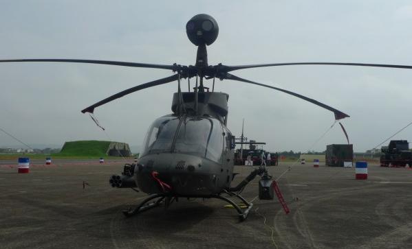 台军一架oh-58d侦察直升机迫降,该基地同型机停飞