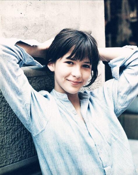 这朵法兰西带刺玫瑰,本是玉女掌门人,因爱上一个男人变性感女神|苏菲