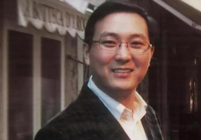 低调的上海富豪财富60亿名下35家公司妻子为央视一姐