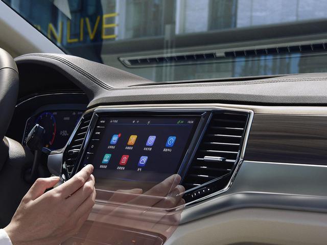 5月28日上市，上汽大众Viloran正式定名“ 威然”，竞争别克GL8