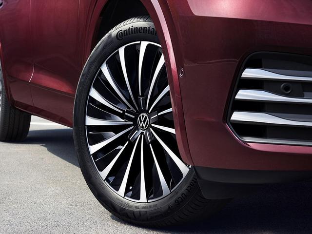 5月28日上市，上汽大众Viloran正式定名“ 威然”，竞争别克GL8