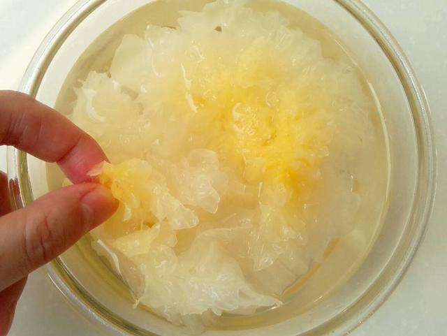 煮银耳不出胶?几个步骤要掌握,最忌讳泡发之后直接煮