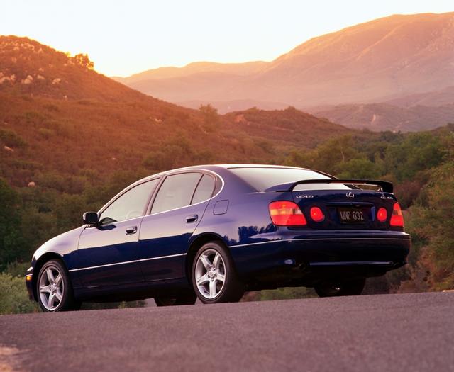 情怀难敌现实，雷克萨斯GS即将道离别|文化