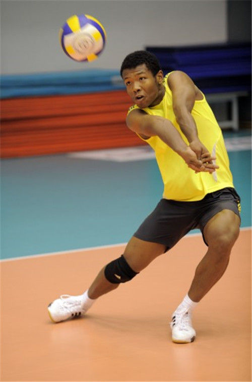 我国黑二代排球手赛后曾反复强调我是中国人不是外援