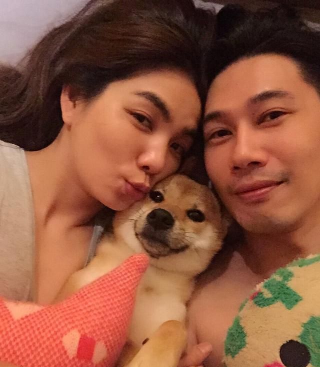 和赖斯翔秀恩爱灿笑,儿子劲宝吃醋神情哀怨