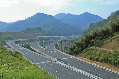 莆炎高速公路三元段项目建设有序推进