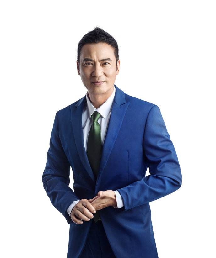 任达华亲自掌镜为妻女拍写真小编对他总结出三个作为