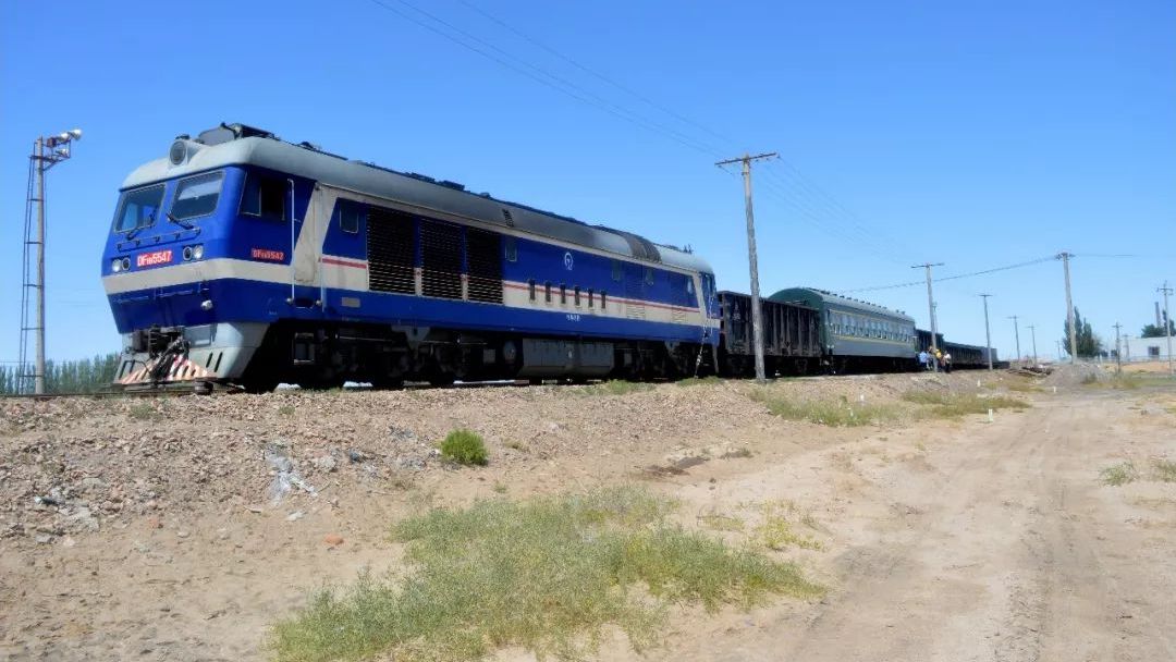 乌海市主要的客货运火车站之一乌海西站