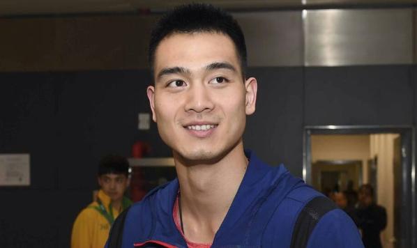 这位90后男排练火了,曾被牵线朱婷|90后|李童|陪练_新浪新闻