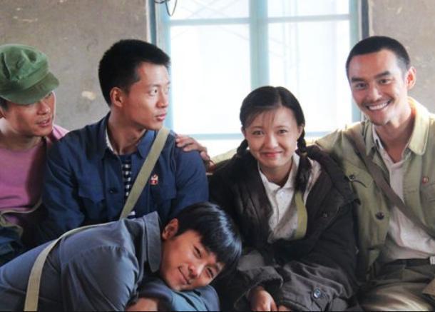 《知青》,在剧中饰演男一号"赵天亮",28岁的王凯饰演男二"齐勇"