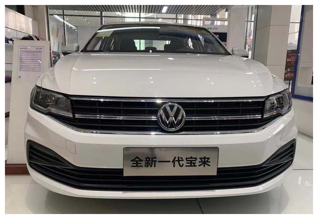 不到十万的家轿常青树,大众2020款宝来,百公里油耗5.6l