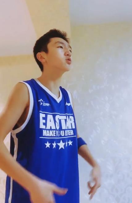 14岁进入国家队 已正式加盟北京首钢|神童|张明宇|北京首钢_新浪新闻