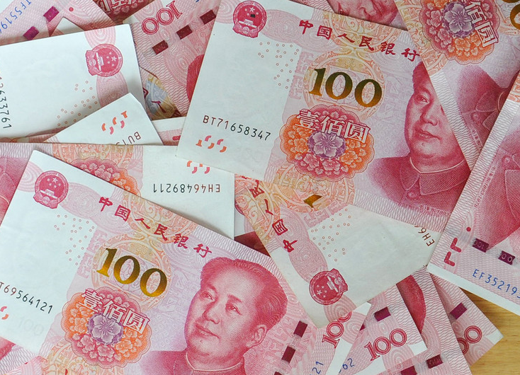 未来60天被财神追着跑的三大生肖,家里钞票堆成山,财旺人更旺