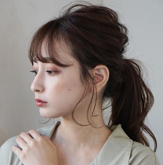 刘海两侧的头发才是关键剪对了脸看起来小很多