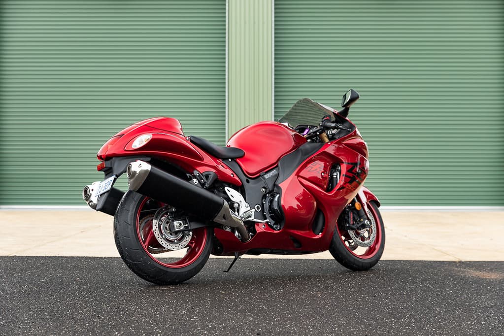 末代"隼"殇 铃木gsx1300r 2020款外媒测评