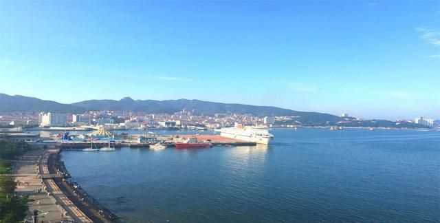 作为三面环海城市，山东的威海，为什么近几年一直很难发展起来