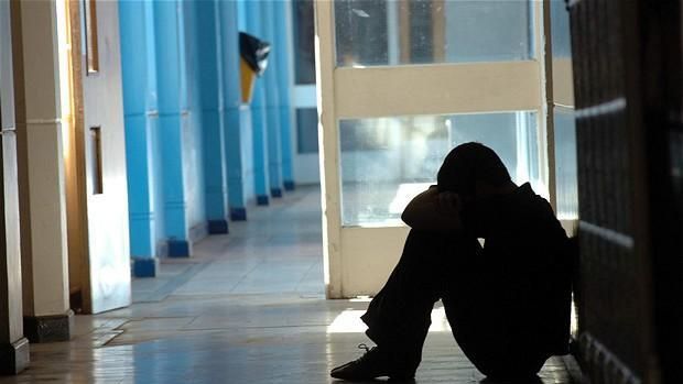 泰国泰拳馆老板染新冠痛苦不堪,每晚吃安眠药,称比中枪还难受