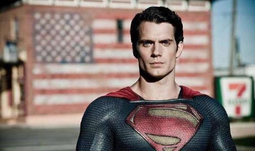 美国艺术家自制dc《超人2》海报,粉丝:亨利·卡维尔帅爆了!