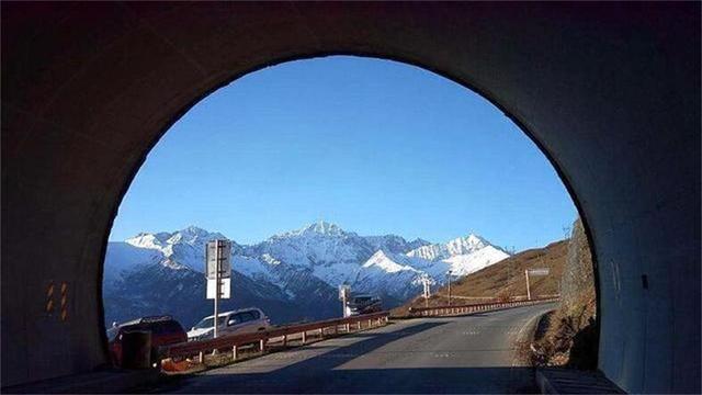 世界上最长的隧道,耗资将近500亿,横跨两个国家