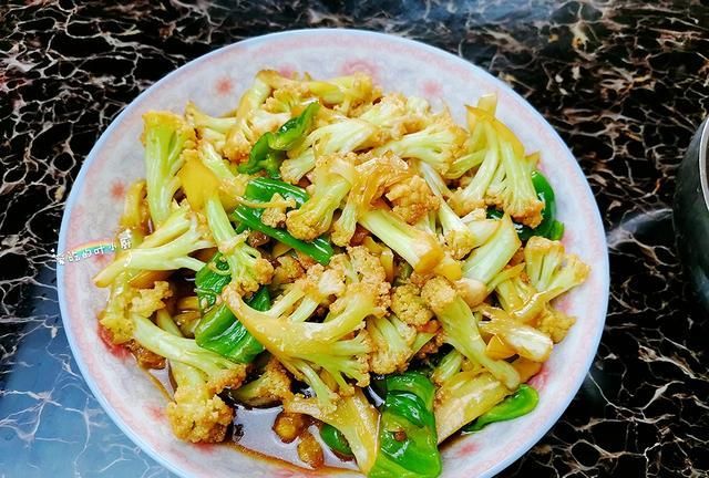 一个山东家庭的午餐和晚餐，下酒下饭