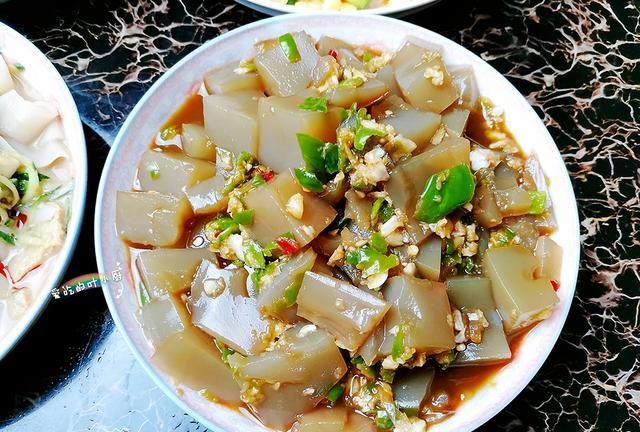 一个山东家庭的午餐和晚餐，下酒下饭