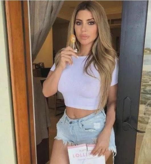 瓦妮莎起诉警局索取精神赔偿维护科比尊严让逝者安息