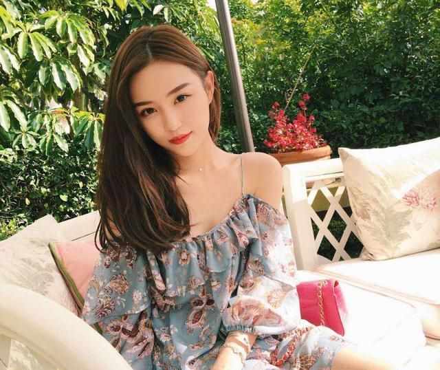 2017年,王思聪和北京舞蹈学院校花豆得儿传出恋情.