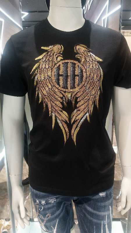 tomsonlee男装为消费者提供最富品质感,设计感,时尚