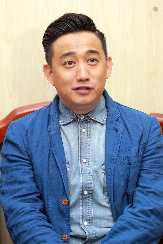 黄磊公开坦言,后悔生下三胎儿子,网友:这个理由让人无法反驳!