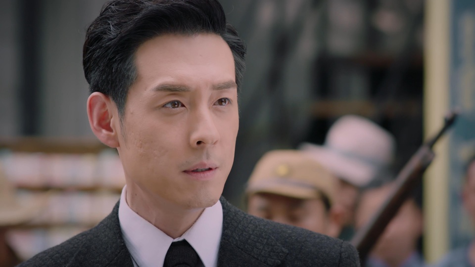 秋蝉:八集之后,终于有了剑拔弩张的谍战味道,开扒人物局势关系