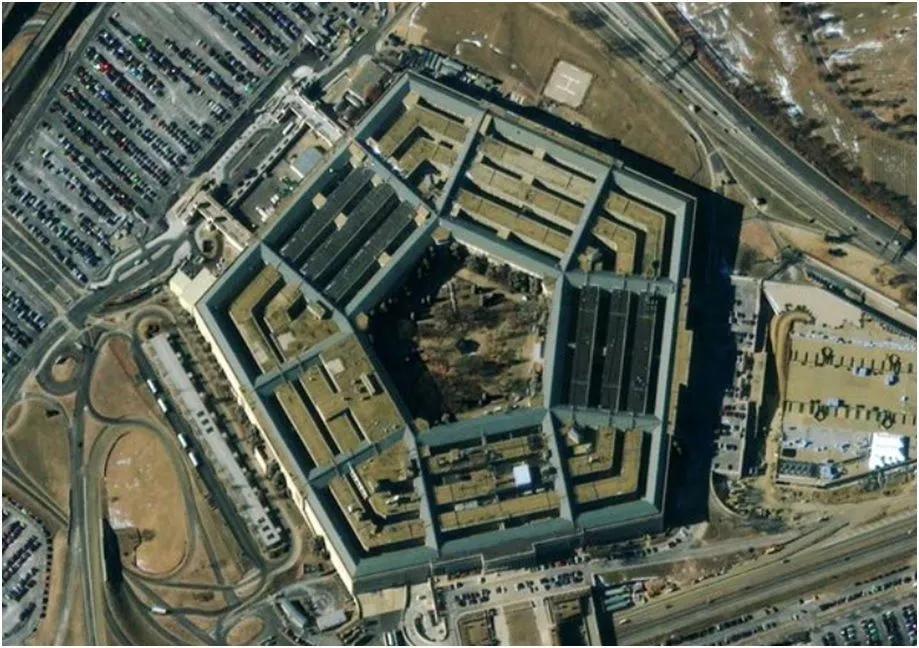 上万美军被感染还挑事,国库空虚还挥舞核大棒,美国想干什么?