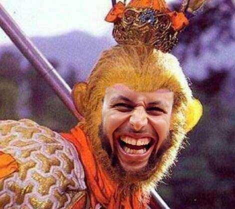 说到娃娃脸,那么库里想必是最有发言权的一个人,他那张年轻的脸即便30