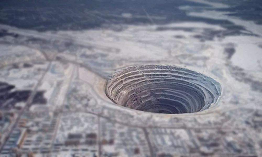 苏联制定计划挖掘地心为何挖到12226米就停止49年后真相大白