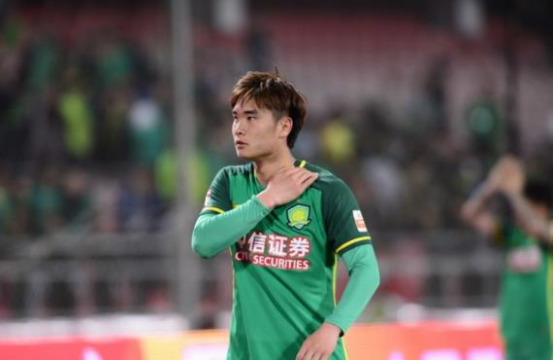 大连人中锋位置将迎来新面孔,表现可圈可点,曾号称中国伊布