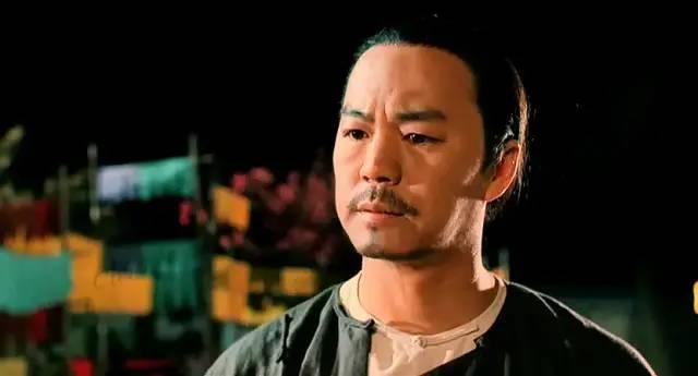 救助袁天佑时的胸有成竹;面对强敌时的大义凛然,一代大侠的形象跃然毕