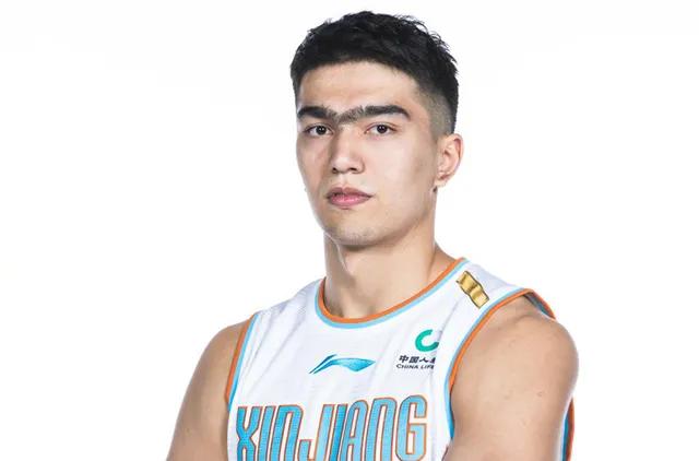 数据流丨"新疆浓眉哥"鲁吐布拉,要如何才能从璞玉变成美玉?