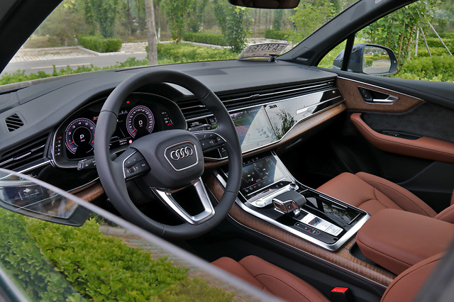 "退位"旗舰后,全新奥迪q7打起标配的新算盘