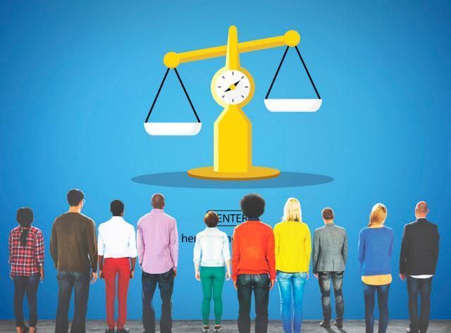 比尔盖茨说过:社会充满不公平,你先不要想去改造它,先适应它|不公平|比尔盖茨|自然界_新浪新闻
