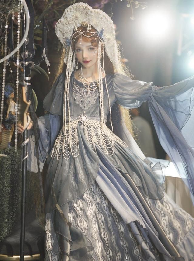 圣母风洛丽塔长什么样?高贵优雅华丽感十足,一般人都不敢尝试
