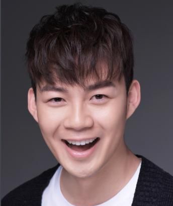 与小11岁丈夫修成正果,马丽迎来第一个母亲节:官宣当妈!