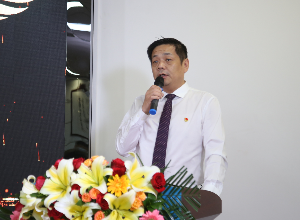 河南大学淮河医院举行2020年"5.12"国际护士节庆祝表彰大会