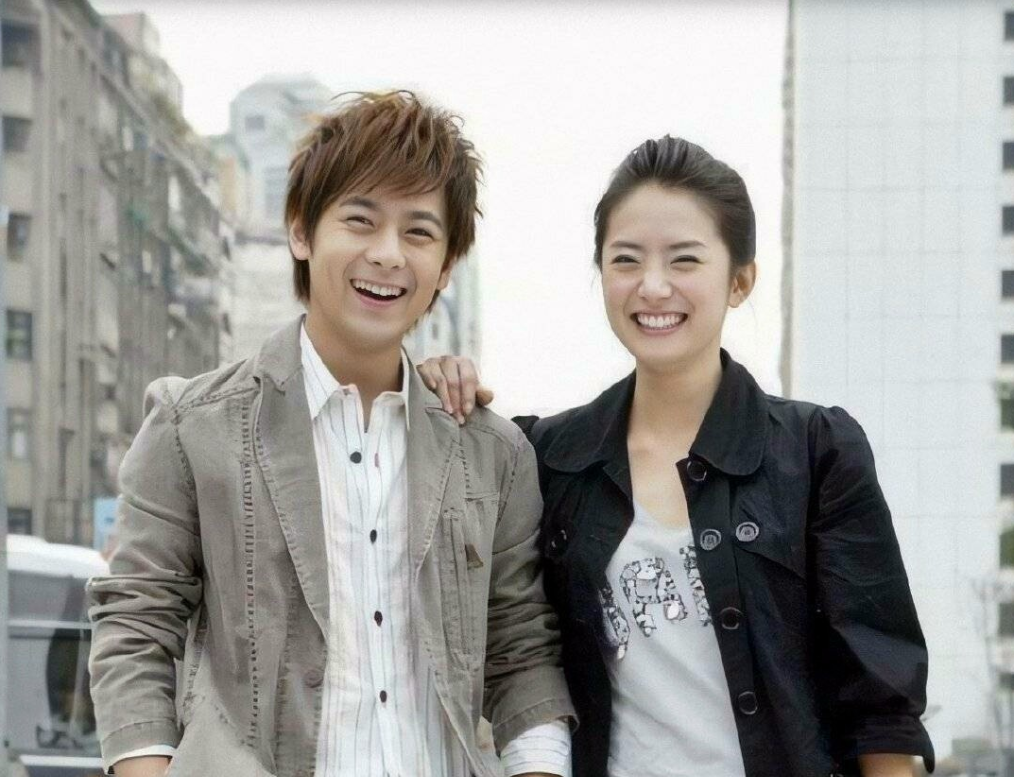 林志颖携爱妻录综艺现实版仲天骐和夏之星童话爱情引人期待