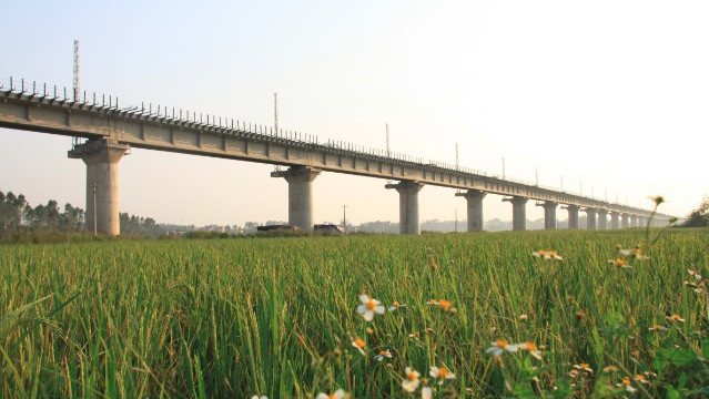 广西北部湾沿海城市的便捷出海通道玉铁铁路