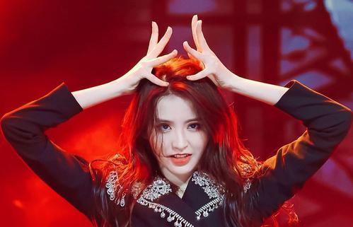 当844乐队的《鬼灭之刃》出场,《创造营2020》彻底赢了隔壁节目